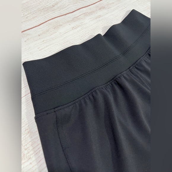 Athleta Venice Cargo Jogger - Small - high rise black stretch active pant - Picture 8 of 16